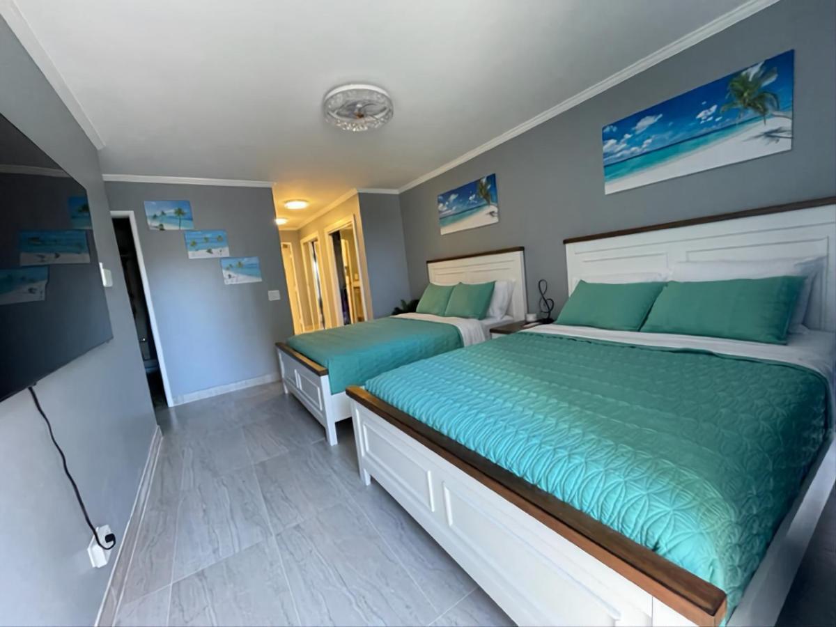 Waikiki Condo 2 Bedrooms 2 Bathrooms With 1 Free Parking Space ホノルル エクステリア 写真